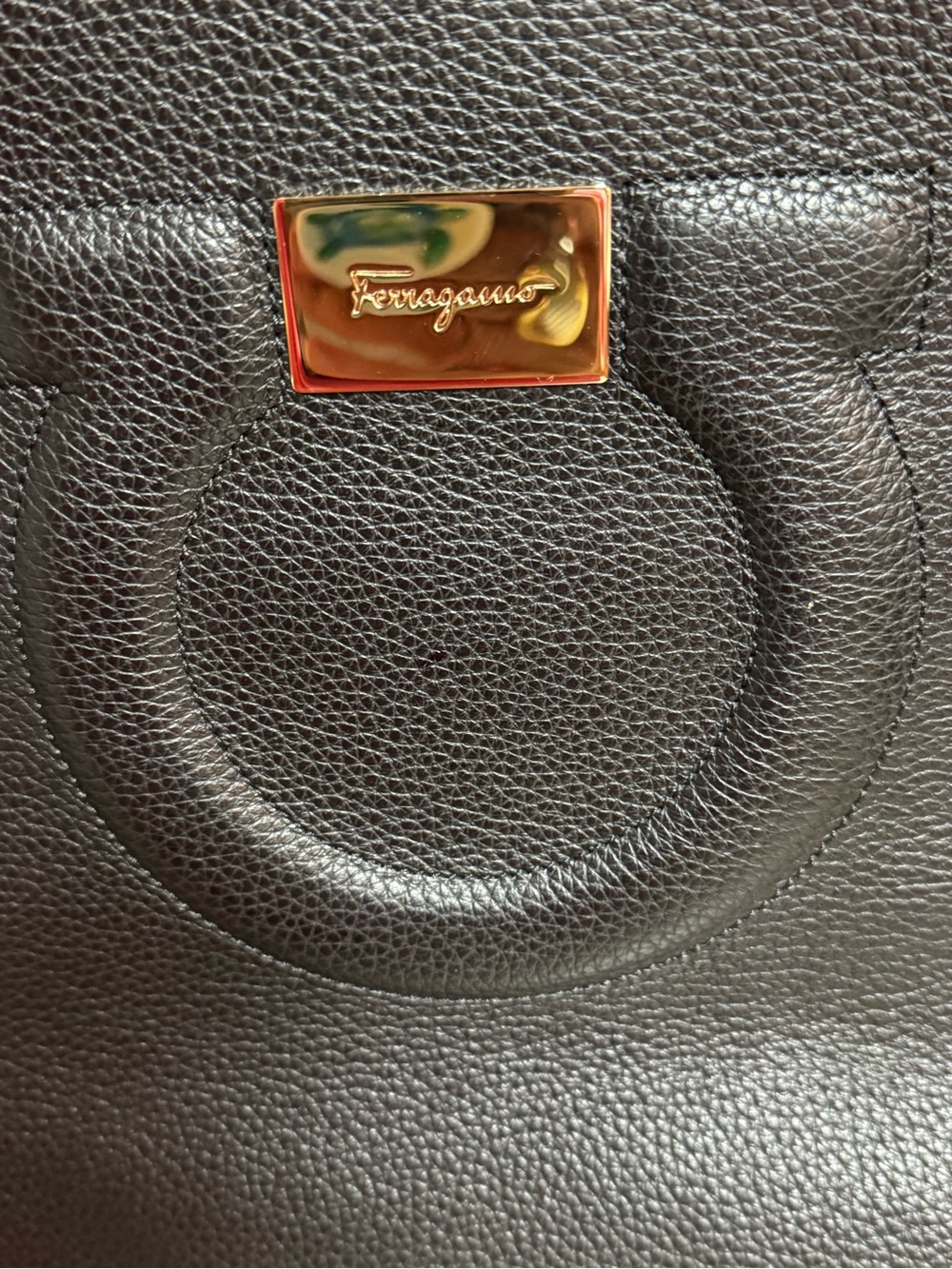 Salvatore Ferragamo tote Black Pebbled Leather Gancini attached zipper purse - Picture 9 of 15